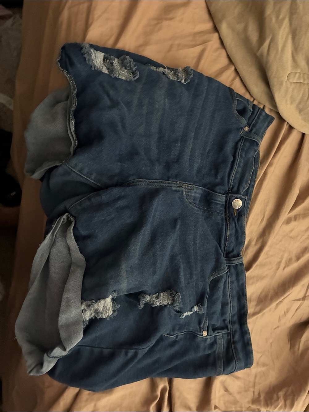 Relaxed Fit Distressed Women’s Denim Shorts - Blue